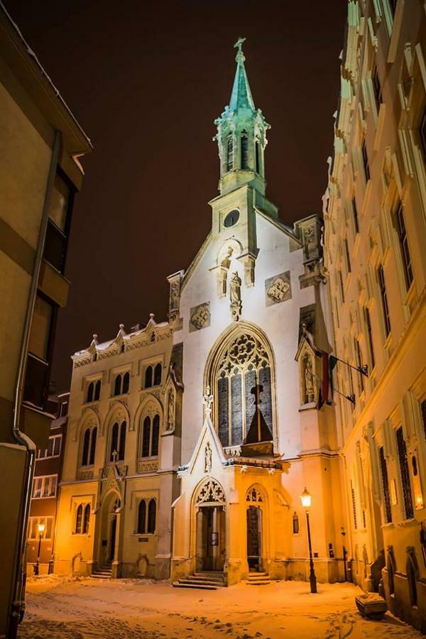 Belvarosi Erdesz-Lak Sopron Exteriör bild